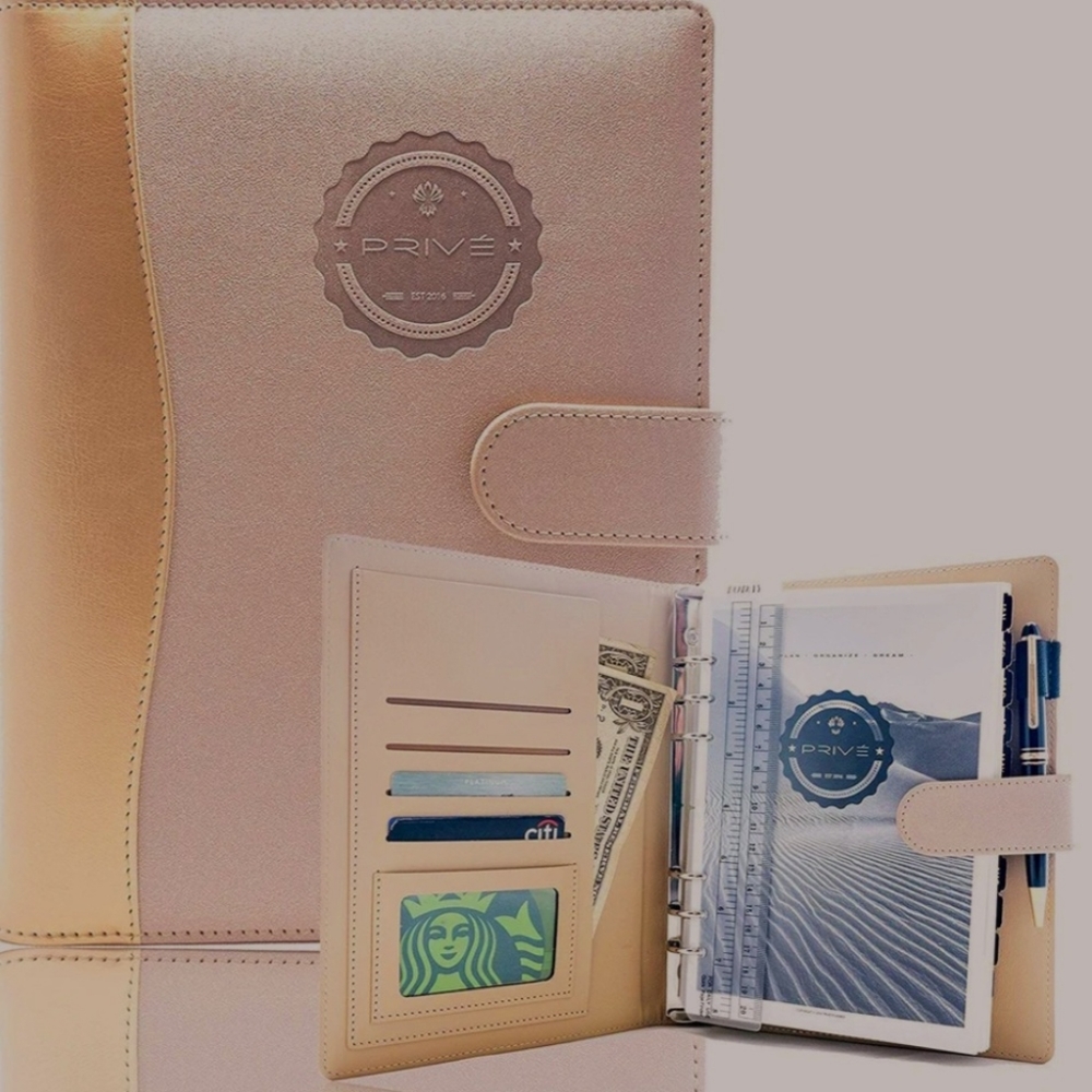 Privé Daily Planner